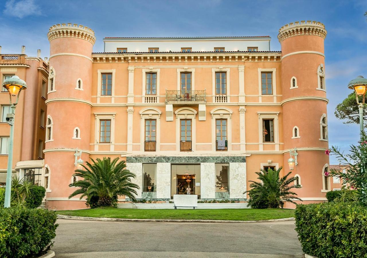 Langley Resort Napoleon Bonaparte LʼÎle-Rousse Exteriér fotografie